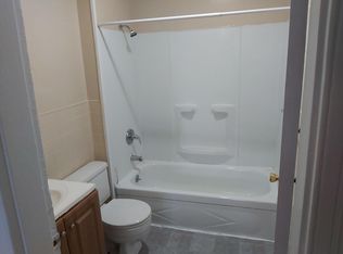 69 Branch St FLOOR 2, Waterbury, CT 06704
