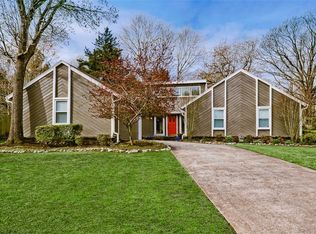 2423 N Robin Rd, Fayetteville, AR 72703