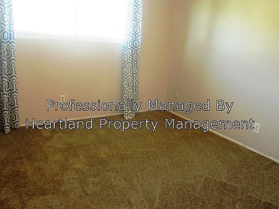 5th image of 8220 Vincetta Dr Unit 40