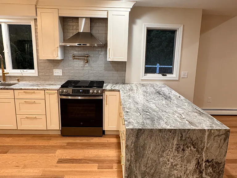12 Walden Ct — Photo 5