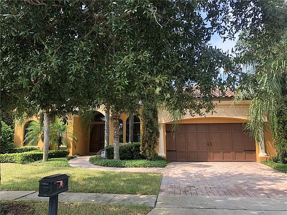 3rd image of 7402 Pointe Venezia Dr