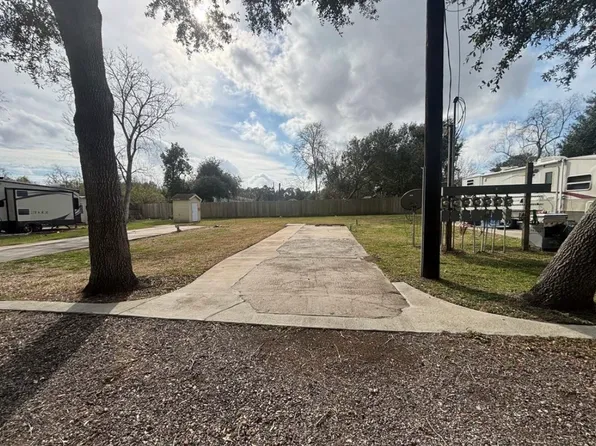 17915 Houston Ave #1, Alvin, TX 77511