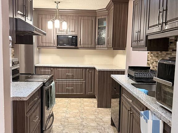 4th image of 5 Lisa St #409