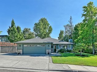 2542 Ashwood Ct, Medford, OR 97504