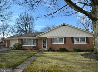 12 N Linden St, Manheim, PA 17545