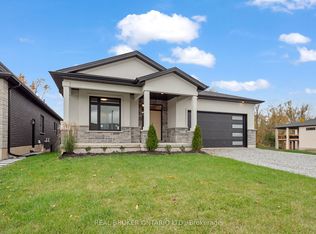 149 Willowbrook Dr, Welland, ON L3C0G2