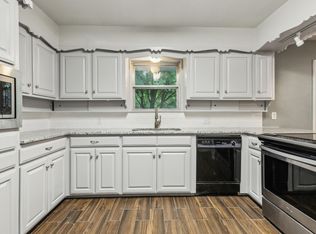 6109 Walraven Cir, Fort Worth, TX 76133