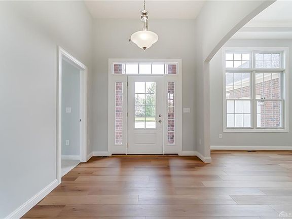 5th image of 275 Springhouse Dr