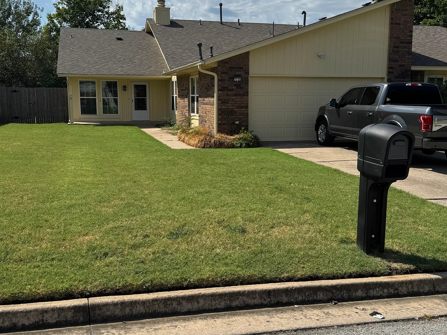 2 bed, 1500 sqft, $1,200 — Photo 1