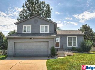 11015 Bauman Cir, Omaha, NE 68164