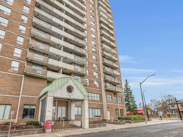200 Lafontaine Ave #605, Ottawa, ON K1L 8K8