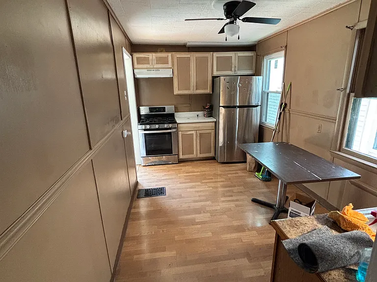 95 Garner Ave — Photo 3