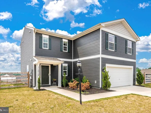 11015 Cross Fields Dr, Waynesboro, PA 17268