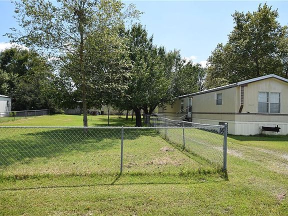 4th image of 2409 Stingray Dr