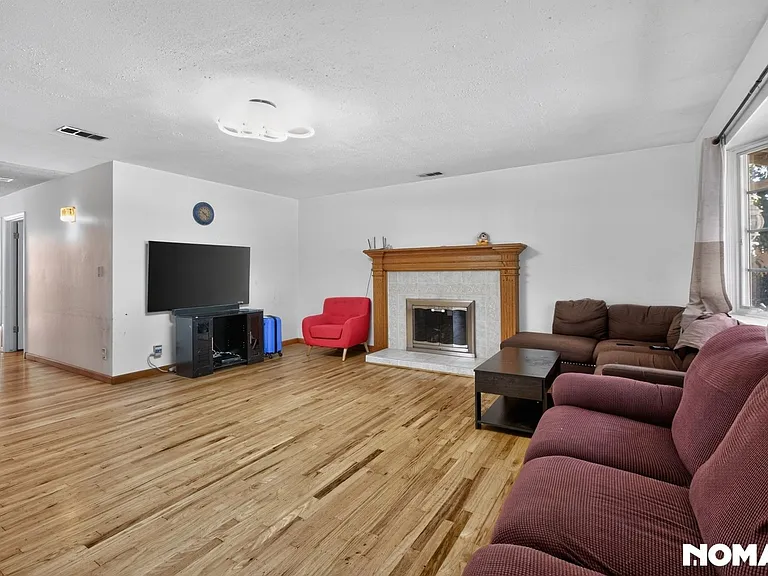 3184 Durant Ave — Photo 7