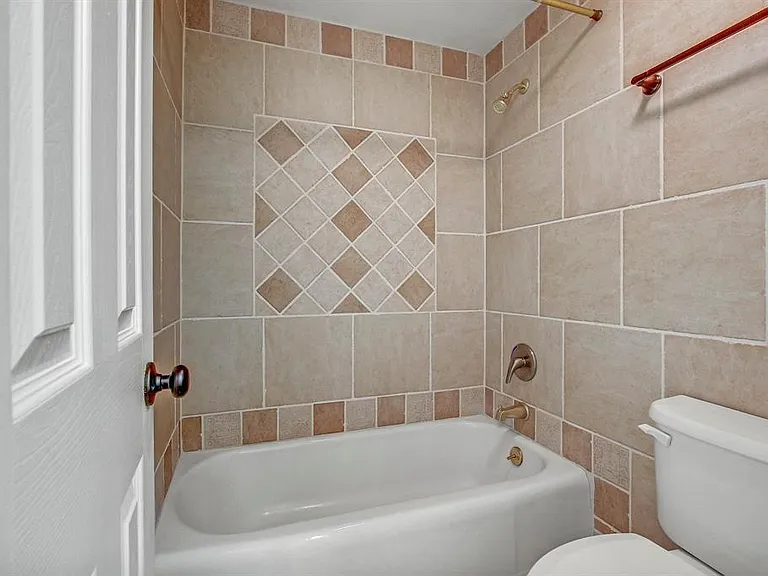 1801 Lavaca St #5F — Photo 12