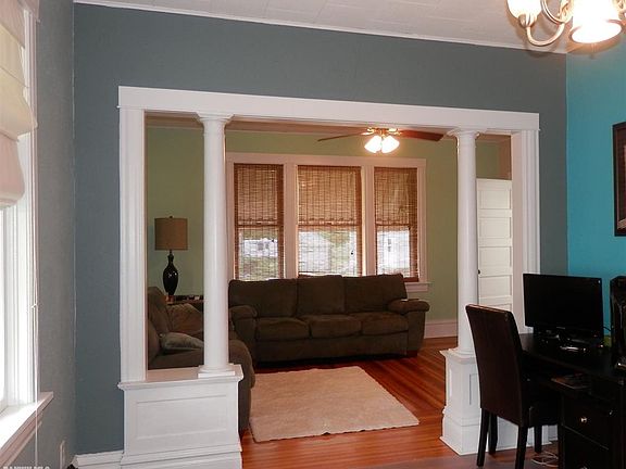 4th image of 414 N Madison St