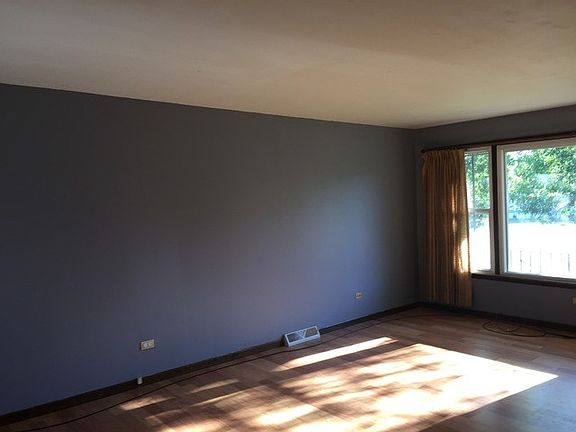 2nd image of 10925 S Nagle Ave