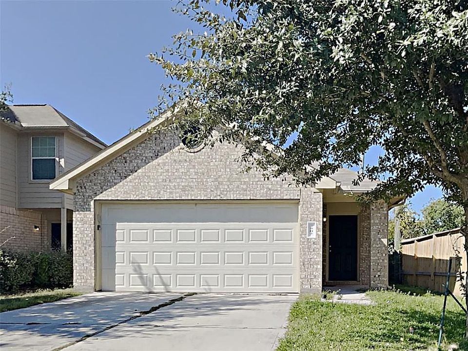 1st image of 2502 Bammelwood Dr
