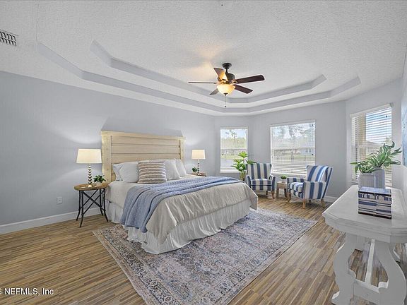4th image of 13637 CHIPPERFIELD Lane