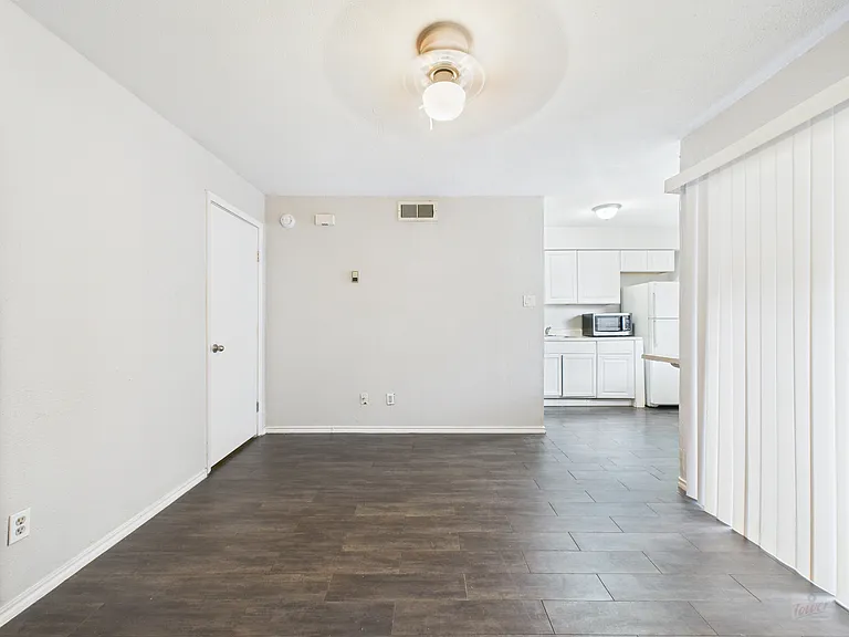 1840 Burton Dr #141 — Photo 6