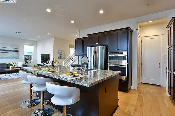 8403 Peninsula Way — Photo 5