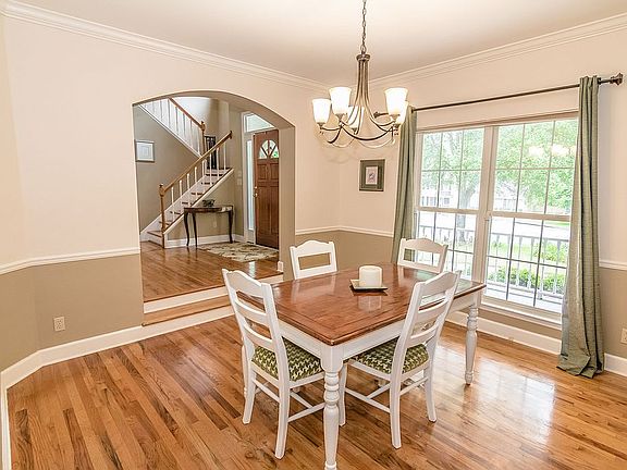 4th image of 2472 Pale Tiger Ct