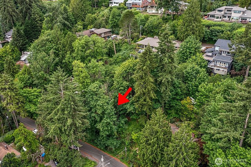 5th image of 13737 41st Avenue NE
