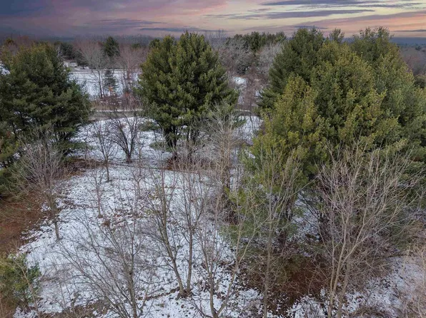 L2 South Grouse Lane #2, Wisconsin Dells, WI 53965