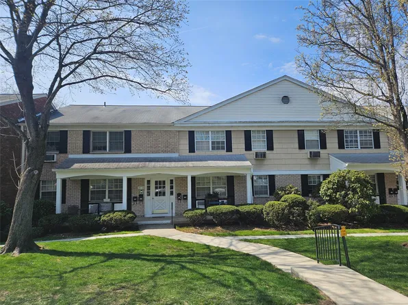 234 Parkside Drive, Suffern, NY 10901