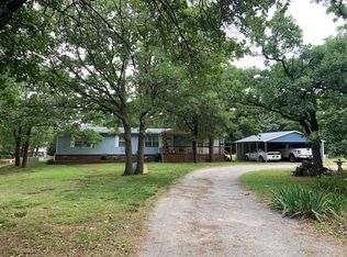 8001 Kickingbird Ln, Edmond, OK 73034