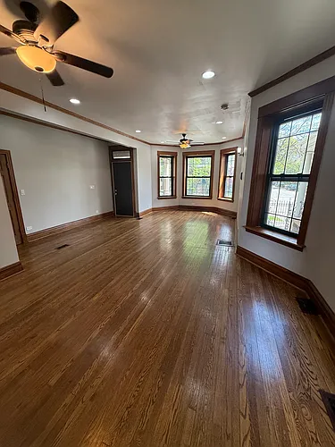 2034 N Sawyer Ave #1 Photo 1