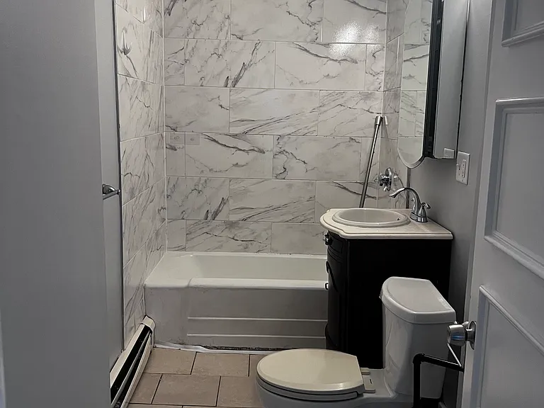 34 8th St #3 — Photo 12