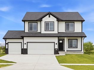 965 NW Rolland Rd, Waukee, IA 50263