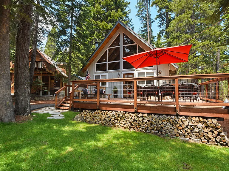 620 McKinney Creek Rd — Photo 1