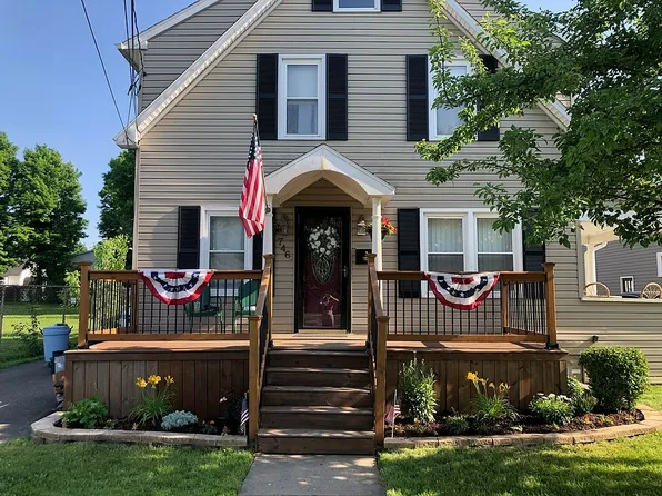 746 Dickson St, Endicott, NY 13760