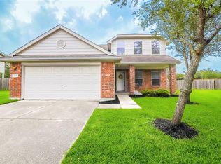3016 Stonecross Ln, Dickinson, TX 77539