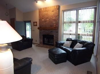 2nd image of 30 Mayflower Ct
