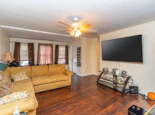35 Charles St, Carteret, NJ 07008