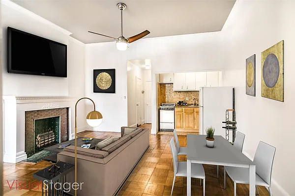 Rented by Century 21 Metropolitan | media 17