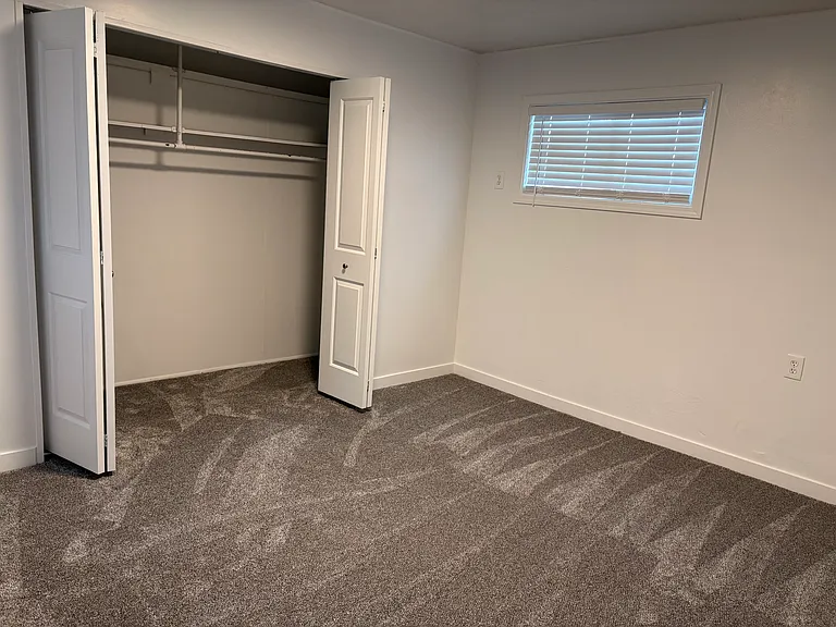 2109 Dallas St — Photo 15
