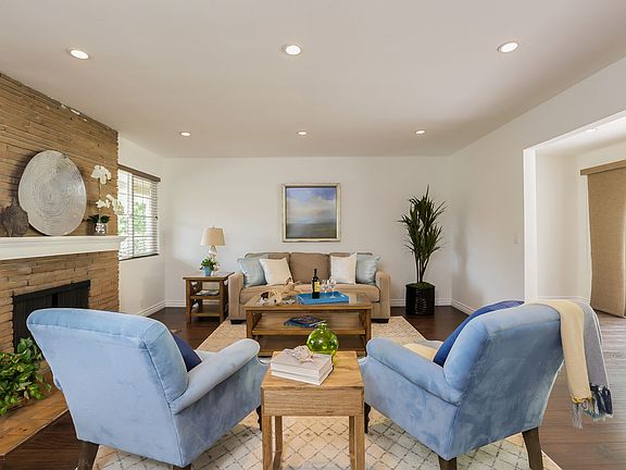 3rd image of 415 Avenue 64