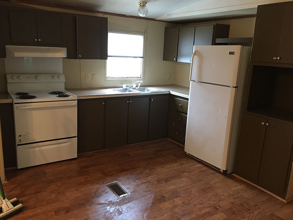 2nd image of 3323 Jerry Dr Unit 3