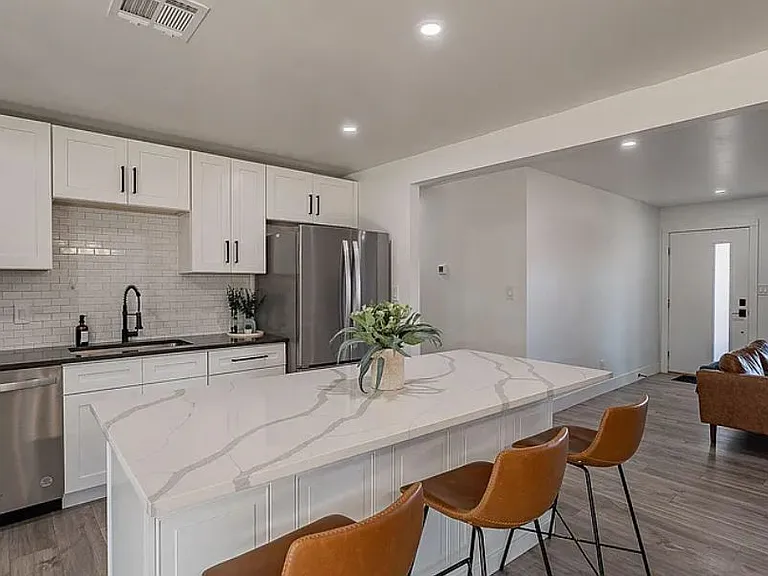 8214 E Elm Dr — Photo 8