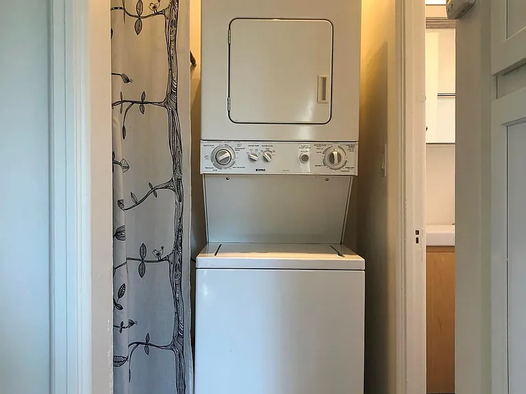 4072 Meade Ave — Photo 6