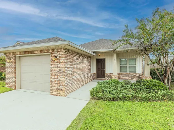 3972 Willow Glen Dr, Pace, FL 32571
