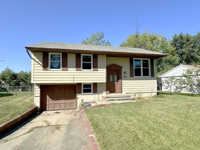 1228 Mount Vernon Dr, Bloomington, IL, 61704