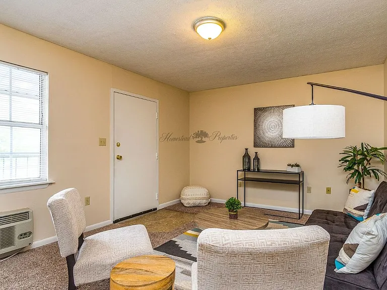 Buccaneer Court — Photo 19