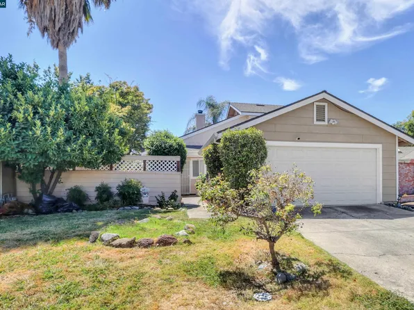 209 Cedar Rock Cir, Sacramento, CA 95823