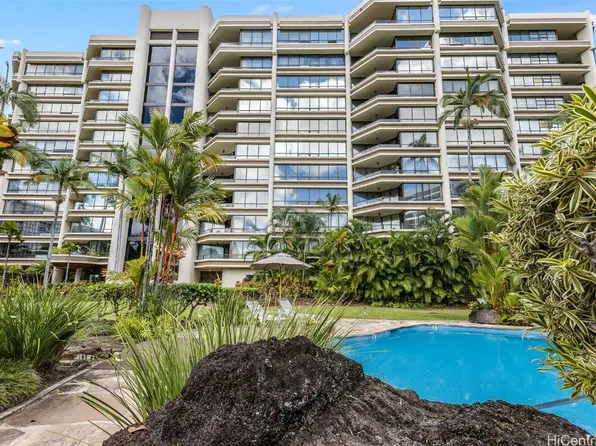 1525 Wilder Ave APT 207, Honolulu, HI 96822